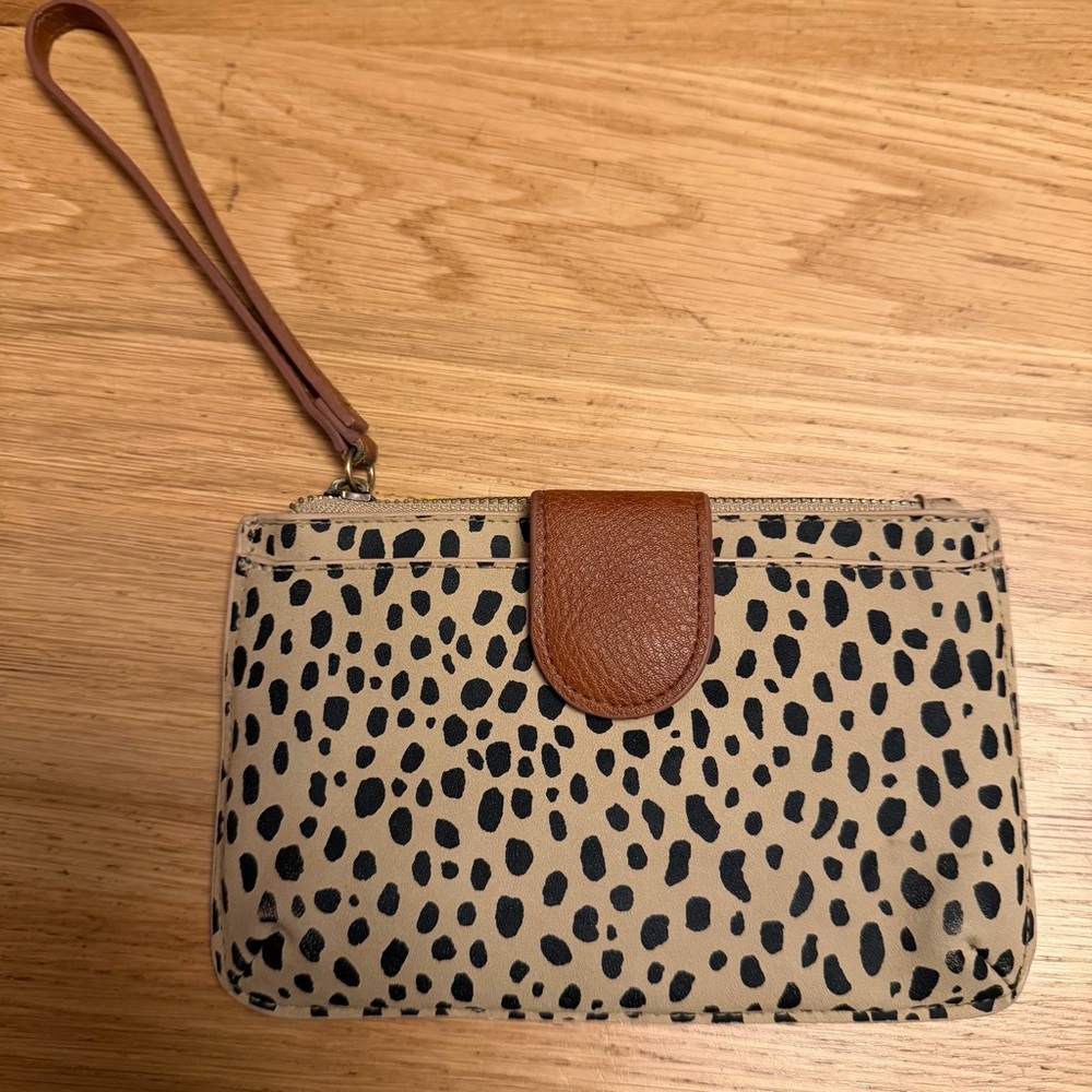 Universal Thread Tan and Black Spotted Wristlet Wallet